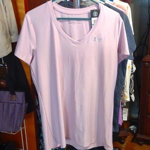 Under Armour Heat Gear top. Lg. NWT